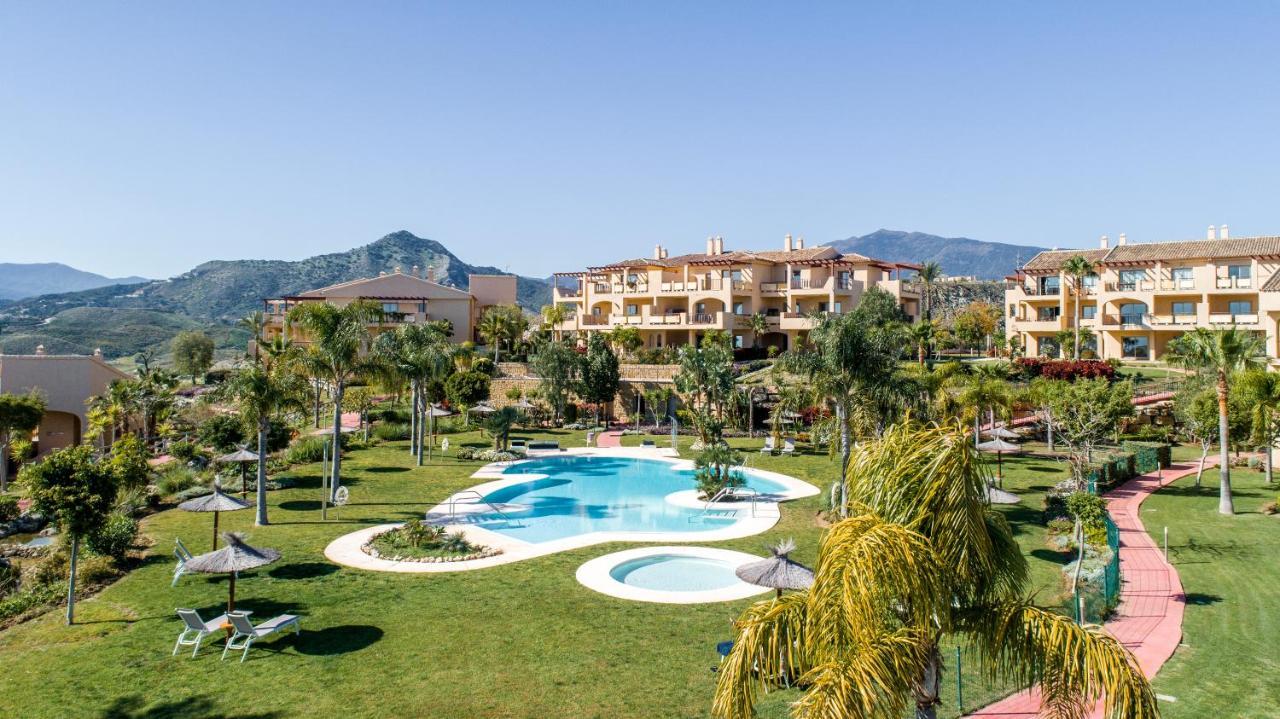 Quartiers Marbella Apartments Бенаавіс Екстер'єр фото